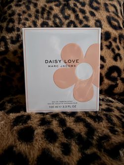 Marc Jacobs Daisy Love