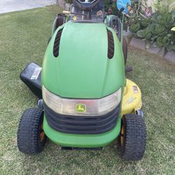 John Deere Sit Down Mower 