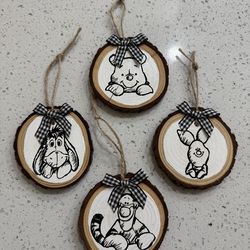 Disney Woodlands Winnie the Pooh, Tigger, Eeyore and Piglet - Set of Three Ornaments