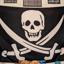 NEW Xl 59" BLACK WHITE SKULL CROSS BONES SWORD PIRATE SKELTON RENAISSANCE FESTIVAL REN FAIR FLAG WALL DECOR