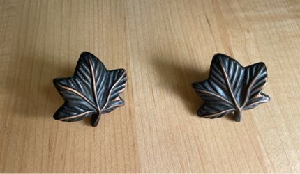 Leaf-Shaped Drawer Knobs