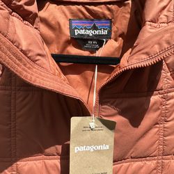 NEW: Patagonia Women’s Lost Canyon Jacket XS