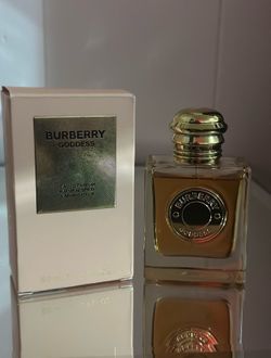 Authentic Burberry Goddess Perfume 1.6oz – Open Box / Never Used Vanilla Eau de Parfum