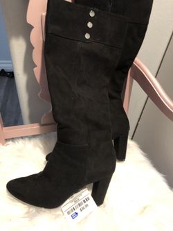 Black boot