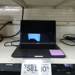 Apple MacBook Pro 