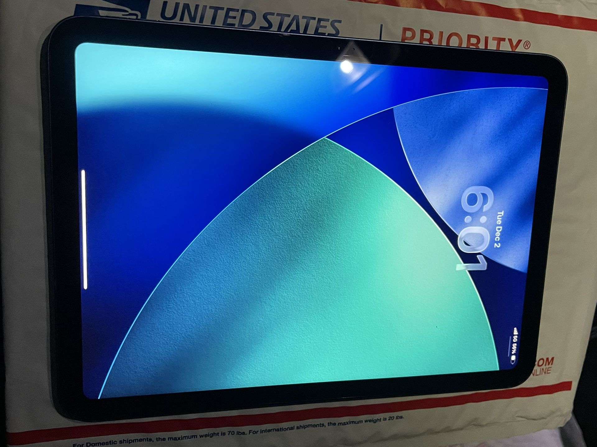 iPad 10th Gen 64gb WIFI & Cellular