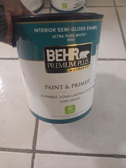 Silver drip paint