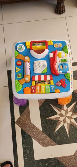 Baby activity table