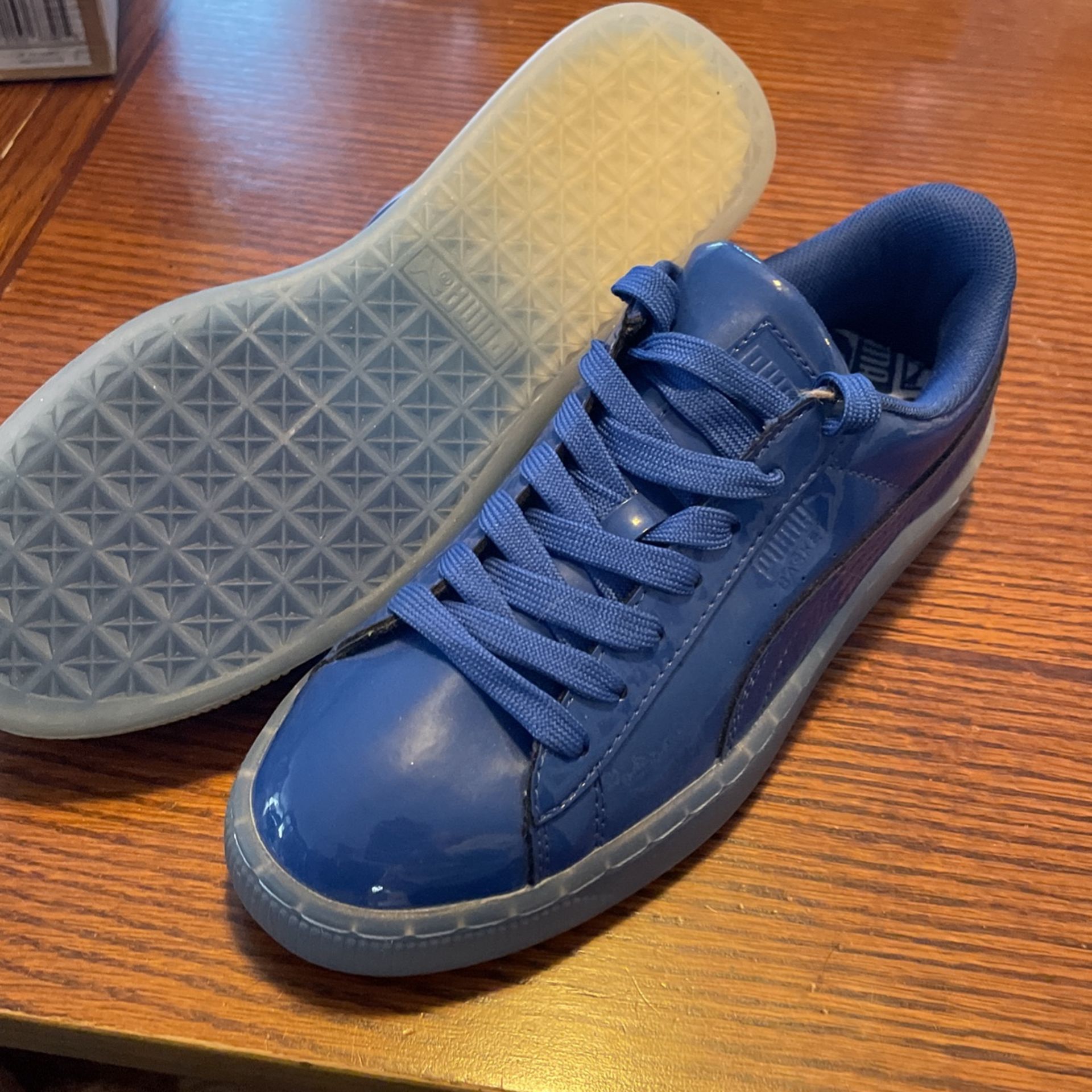 Puma Sneakers