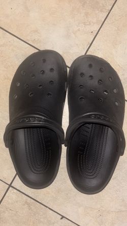 black crocs