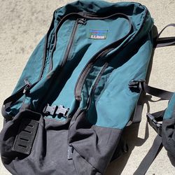 LL Bean Vintage Duffle Bag W/attaching Back Pack