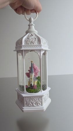 Snowglobe that lights up.