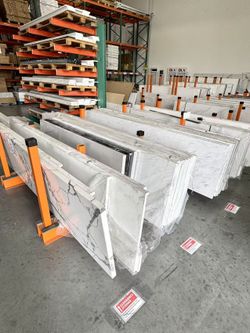 🔥Calacatte Silk Road Quartz Kitchen island countertop— Clearance Slabs! 🔥