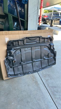 Infiniti G37 coupe Under engine shroud