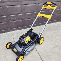 DeWALT 60V FlexVolt Self Propelled Lawn Mower (no bag)