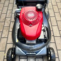 21” Honda Self Propelled Lawn Mower/Lawnmower 