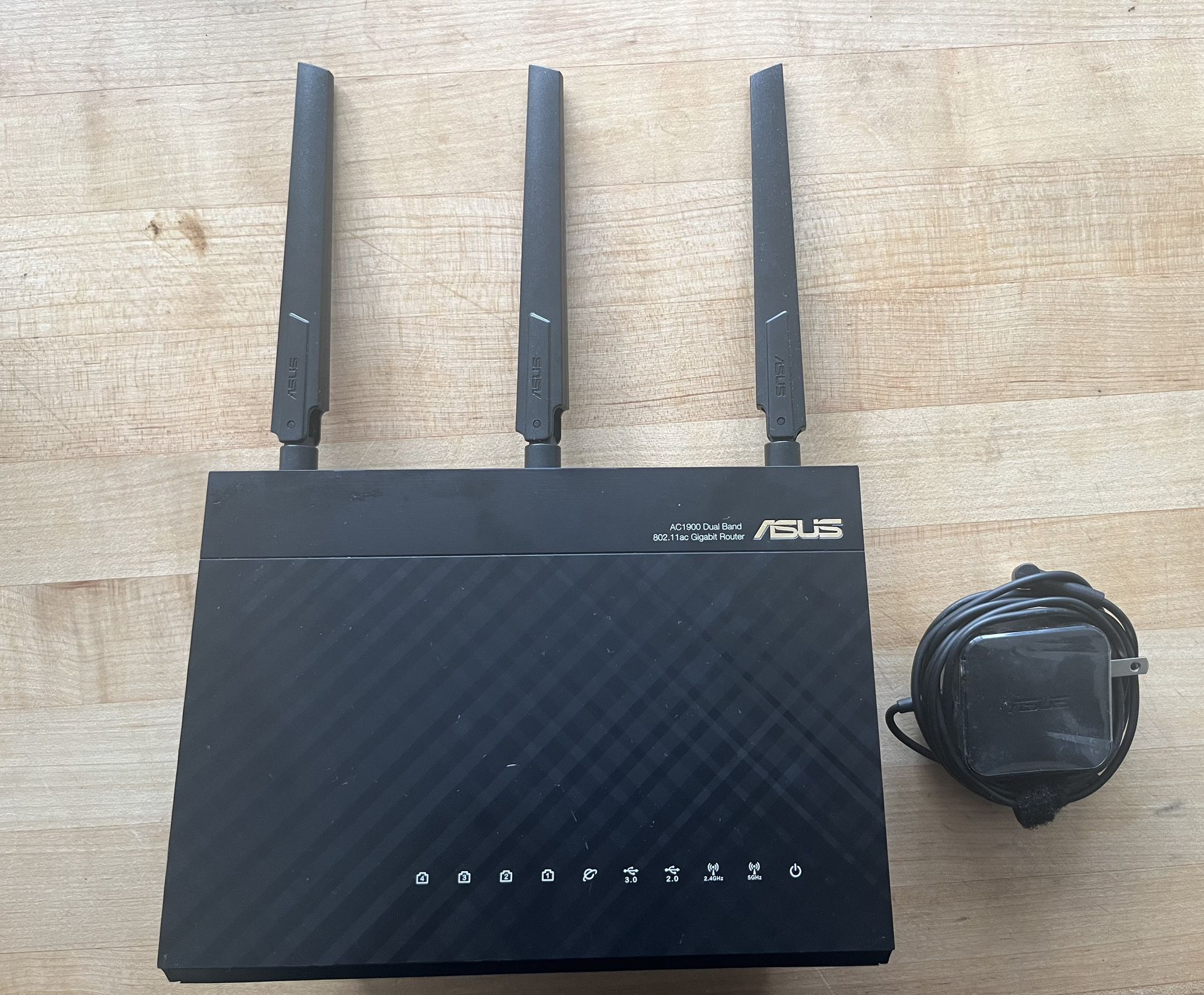 Asus AC1900p WiFi Router