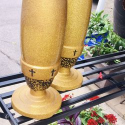 MEMORIAL CEMETERY FOREVER SAFE MEDAL CAST FLOWER VASE WITH REMOVABLE INNER LINER SOLID WEIGHT ORIGINAL $ 89 Each BOTH PRICED TO SELL in GOLD SPARKLE
