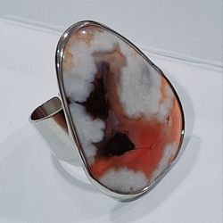 Vintage Woman's Agate Ring Jewelry, 1.5"x1.1"