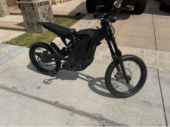 Sur-Ron Light Bee X Electric Dirt Bike – Off Road