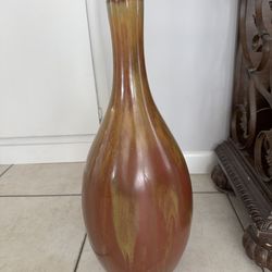Tall ombre vase