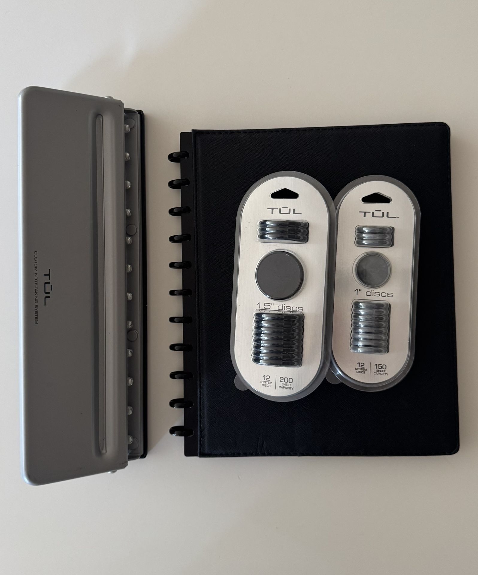 Staples Arc Leather Notebook System with Multiple Ring Sizes and Hole Punch