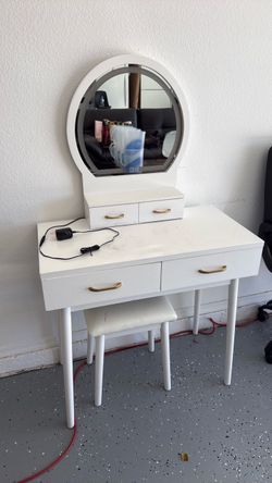 kids vanity