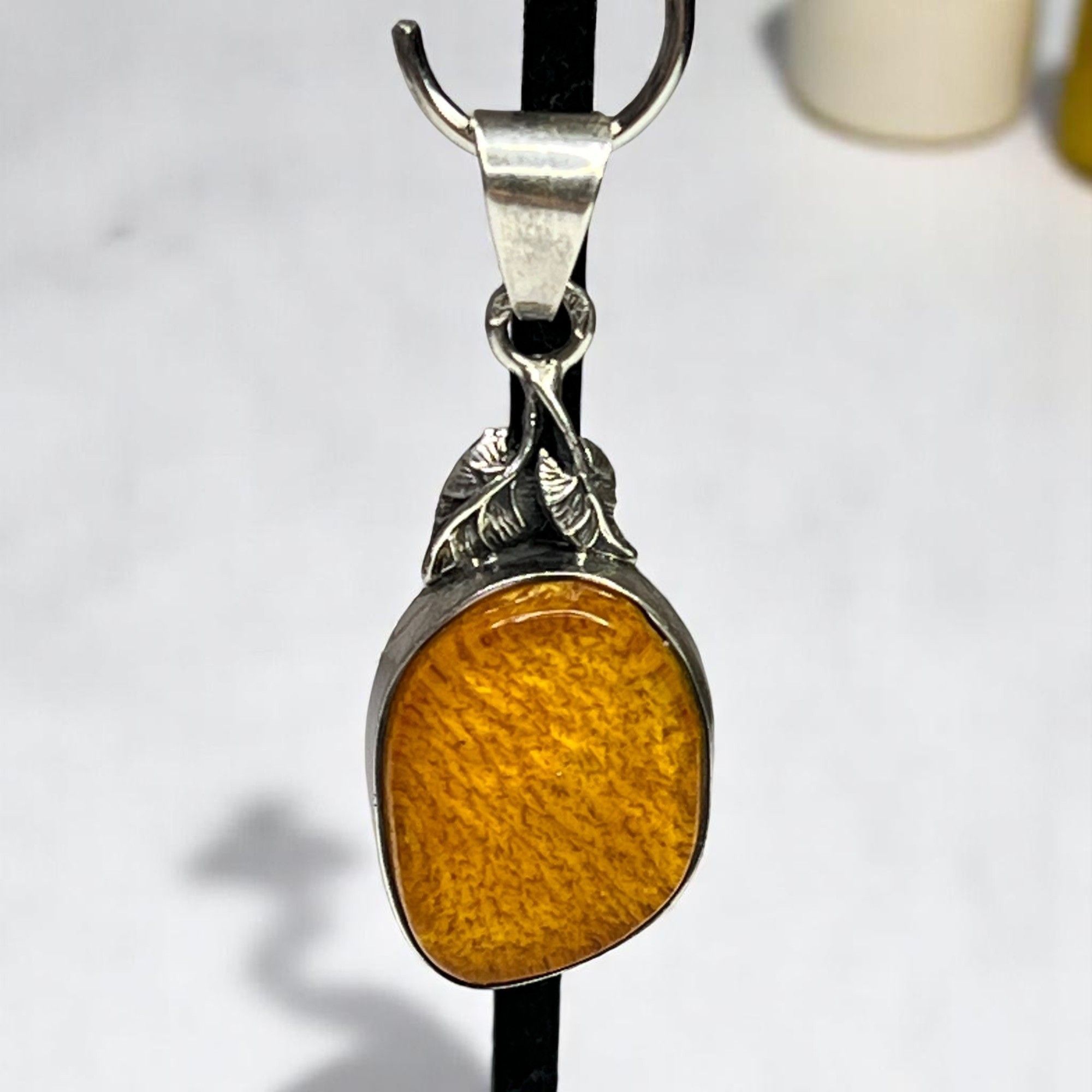 Amber Stone Sterling Silver 925 Pendant With Leaf Detail