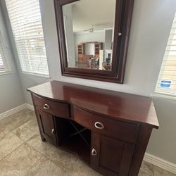 Dining hutch/Buffet With Mirror