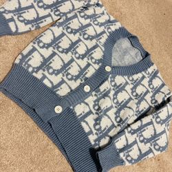 Small Baby Blue/white Sweater