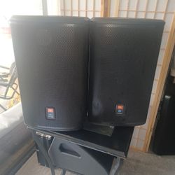 JBL PRX512M 12" Powered Speakers GOTTA GO!
