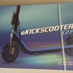 Segway C2 pro foldable scooter kids 7.5 range 12.4mph floor model 