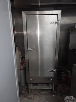 Commercial Indoor Gas Smokehouse / Vertical Meat Smoker – Includes Skewers