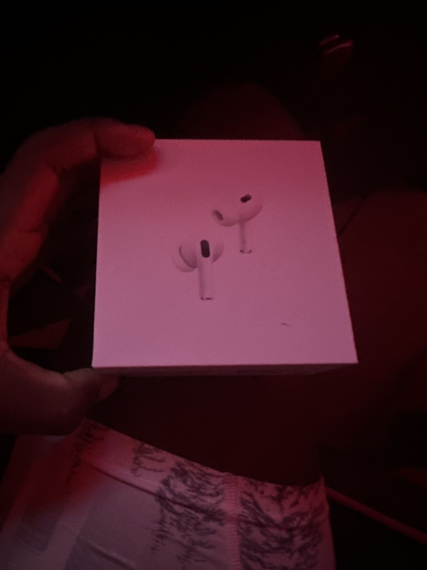 Air pods pros used onces