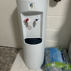 Water Dispenser