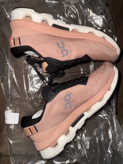On cloud; On WOMENS Cloudzone Women’s size 9 "Rosebrown Black”