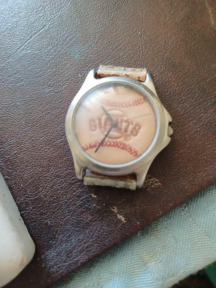 SF Giants Vintage Watch