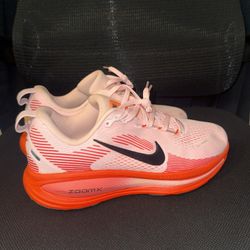 Nike Vomero Zoom Plus Men’s 