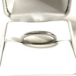 Brand New Sterling Silver Wedding Band Ring. Size 9.5 