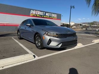 2022 Kia K5