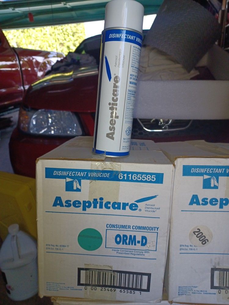 HIGH QUALITY COMMERCIAL CLEANING SUPPLIES 