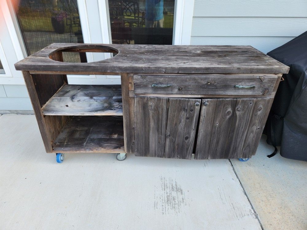 Big Green Egg Table