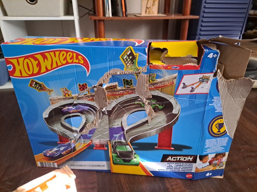 Hot Hot Wheels Super Speed Blastway Track Set READ DESCRIPTION MISSING TOP PIECES for Sale in Cleburne TX OfferUp