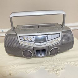 Aiwa Boombox CD, Cassette and Radio