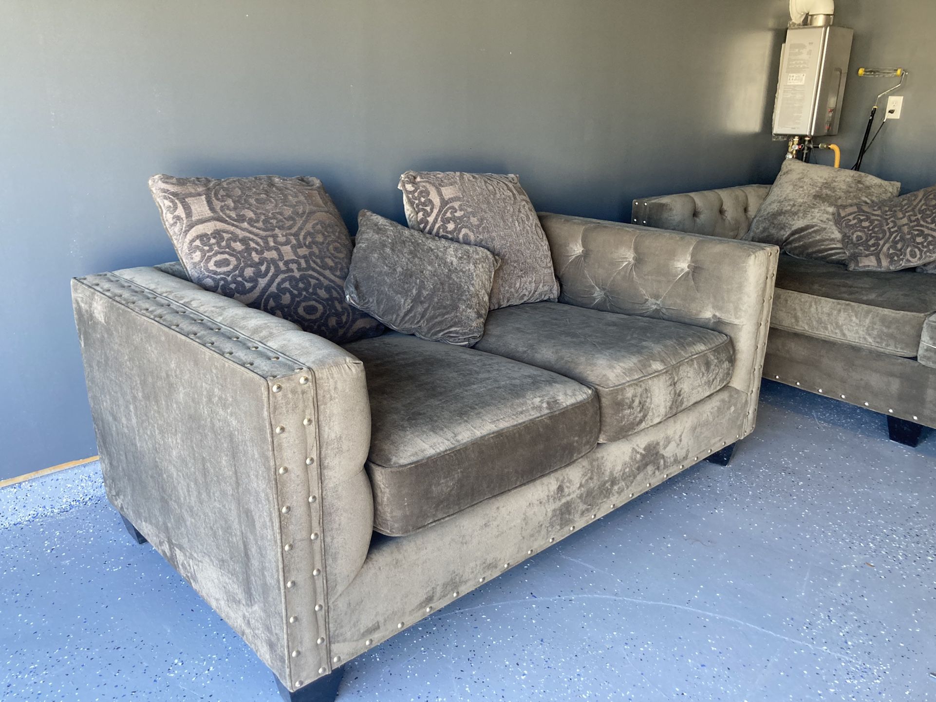 Cindy Crawford Sofa Set