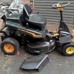 2016 Poulan PB301, 10.5 HP, 30" Riding Mower 
