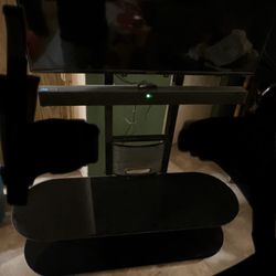 TV & Soundbar Stand