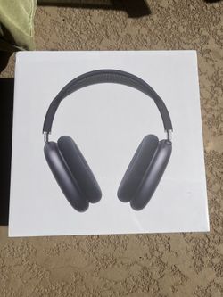 AirPod Maxes (Brand New)