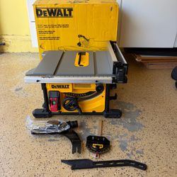 DEWALT 15 Amp Corded 8-1/4 in. Compact Portable Jobsite Tablesaw (Stand Not Included)