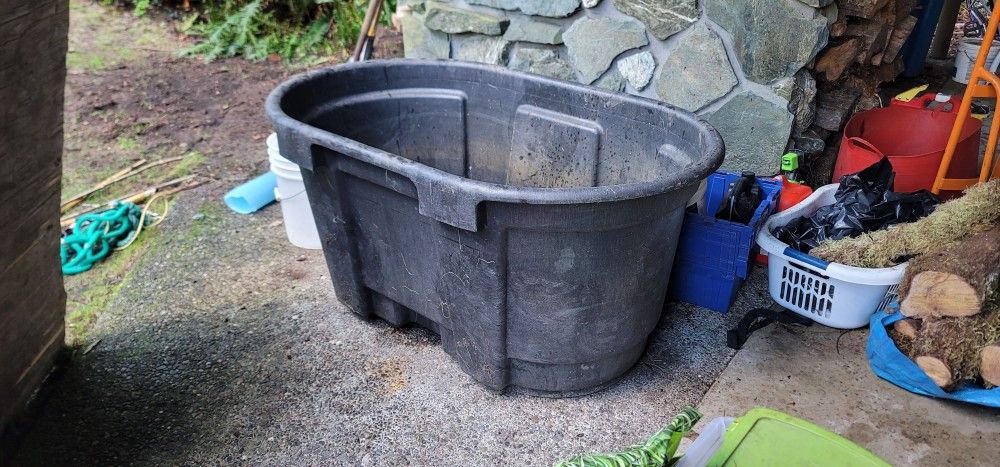 100 Gallon Stock Tank Watering Trough